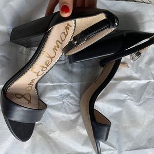 Sam Edelman Yaro Block Heel Sandal in Black Leather🖤